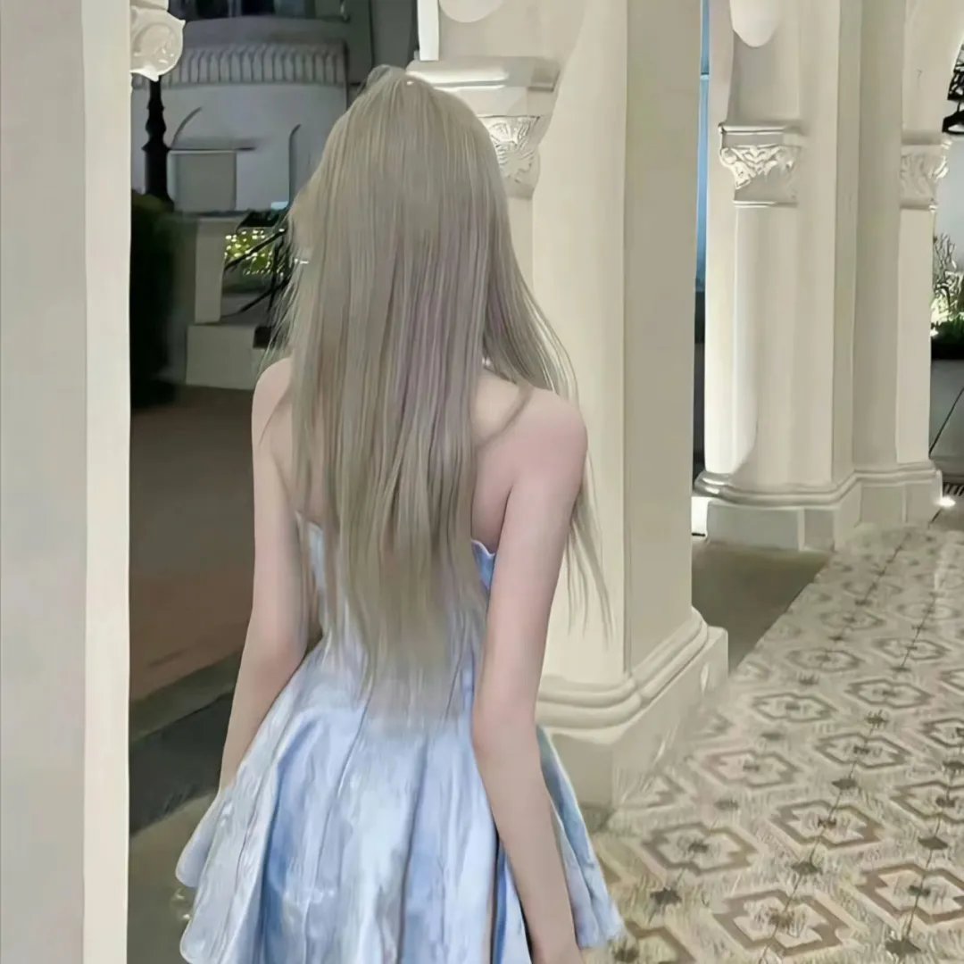 少女嬉春 封面