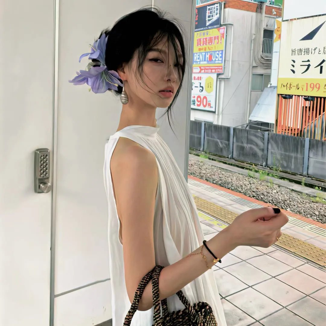 像恶魔的女人 封面